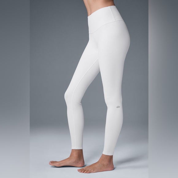 Alo Yoga High-Waist Airbrush Legging in White Size Small - Picture 1 of 6